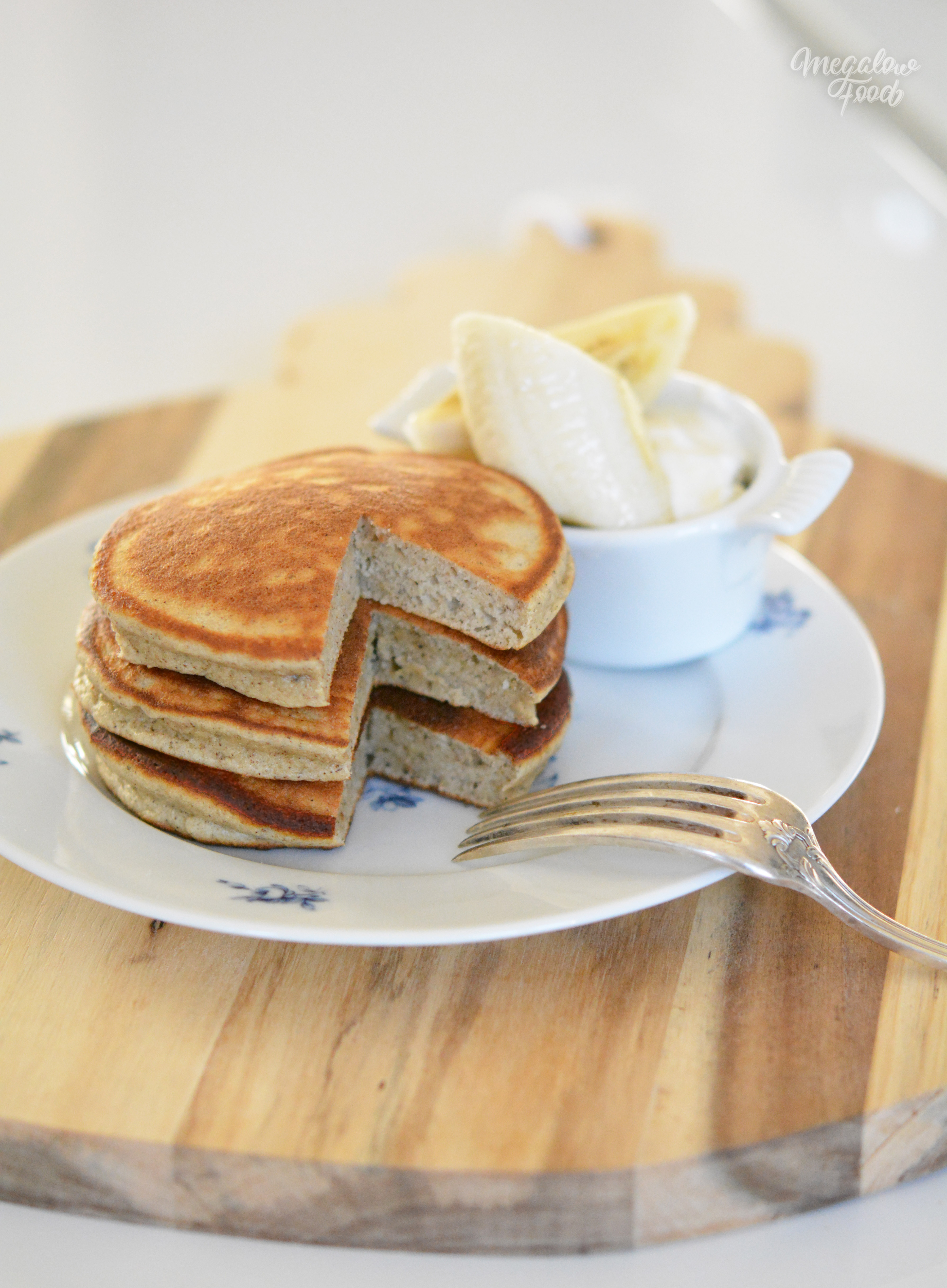 Pancakes IG bas à la farine d'orge mondé - Voyage Gourmand